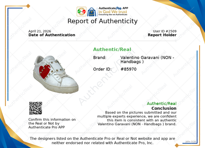 Rockstud Heart Sneakers Luxury Designer By Valentino-garavani In Red & White, Size: 9