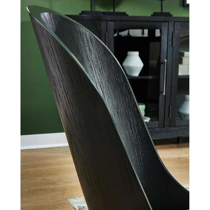 Rowanbeck Dining Chair