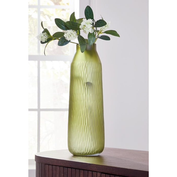 Scottyard Vase