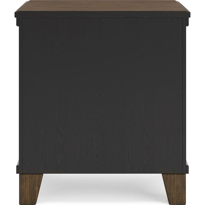 Shawbeck Nightstand