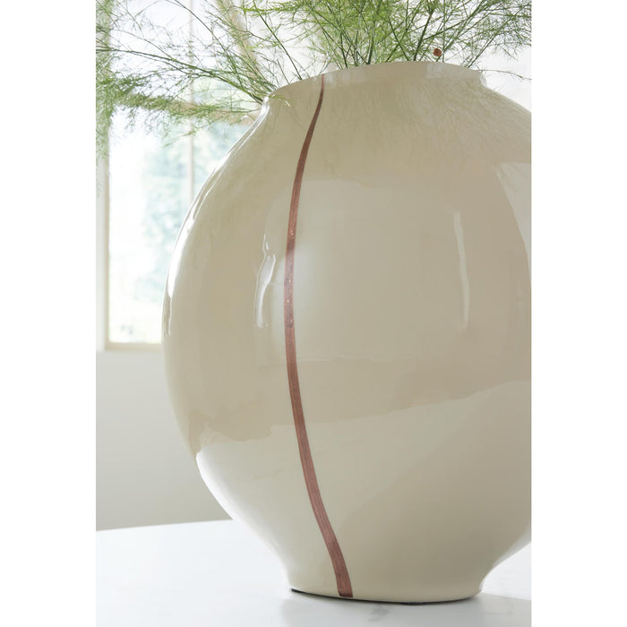 Sheabourne Vase
