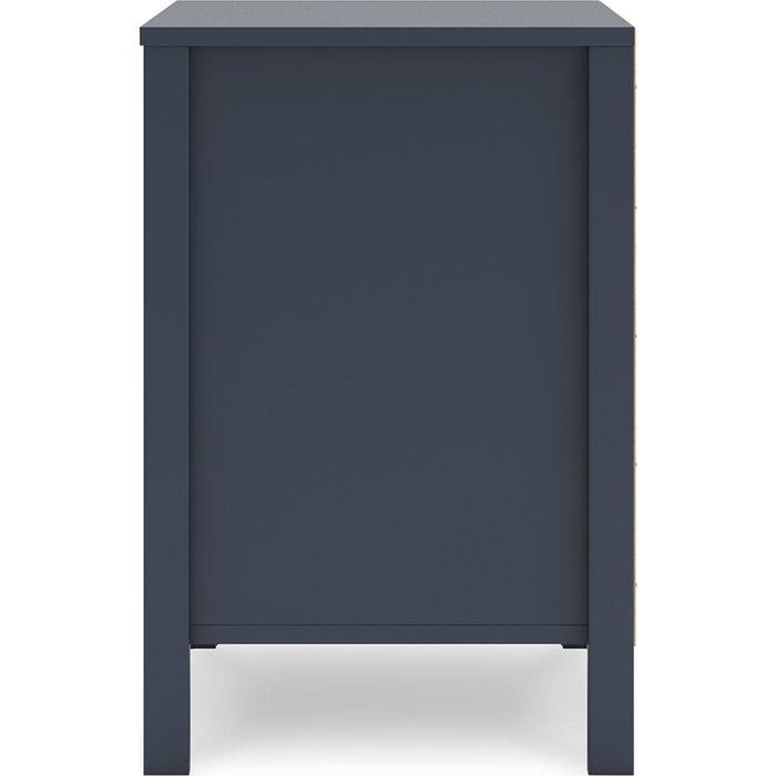 Simmenfort Nightstand