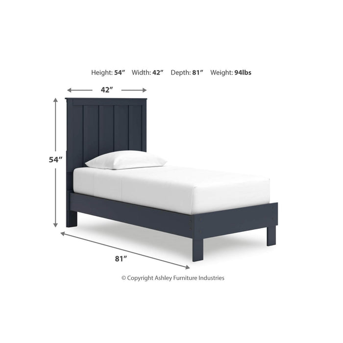 Simmenfort Platform Bed