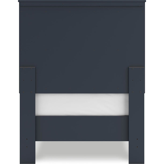 Simmenfort Platform Bed