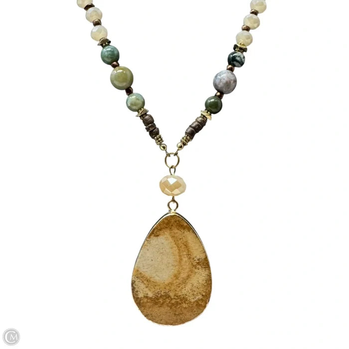 Stone Pendant Beaded Necklace