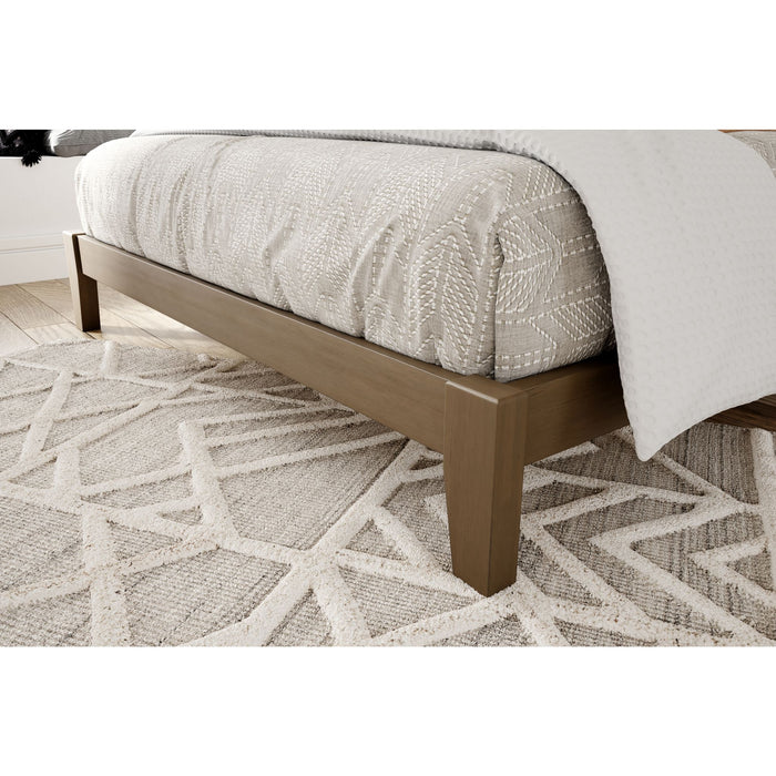 Tannally Platform Bed