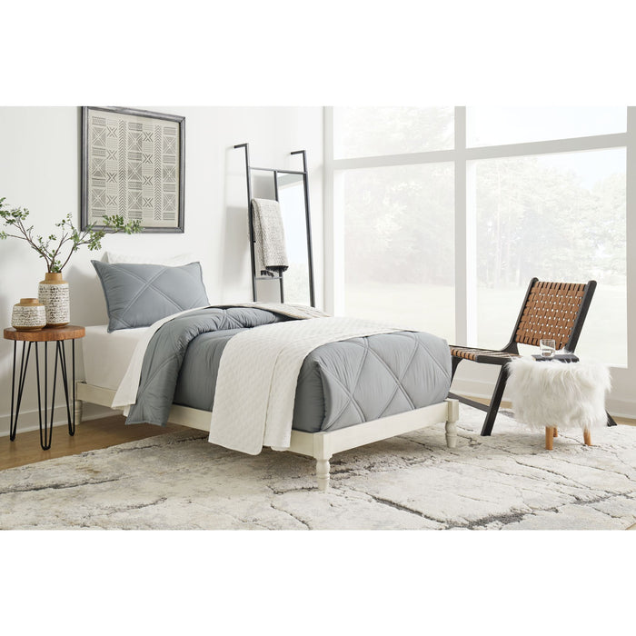Tannally Twin Platform Bed