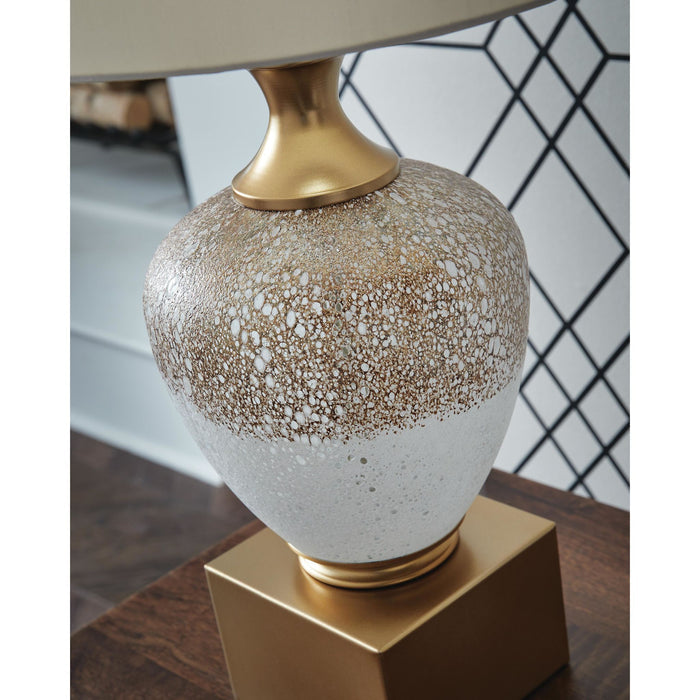 Tavisburg Table Lamp