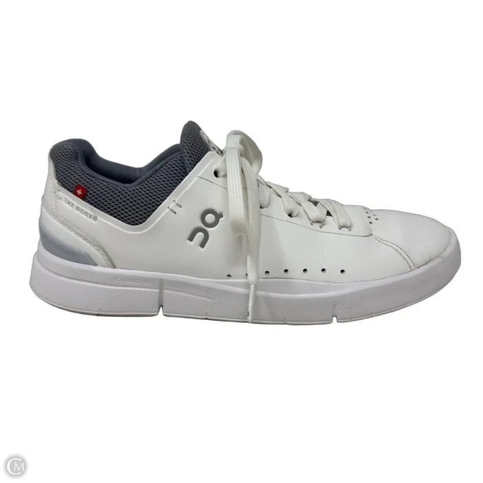 The Roger Shoes Athletic By On In White, Size: 7.5