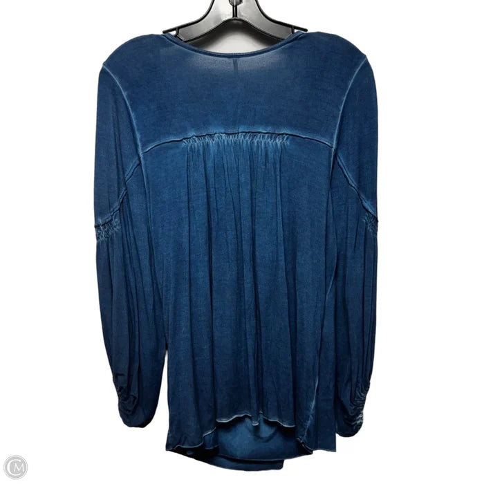 Top Long Sleeve By Free People In Blue, Size: M