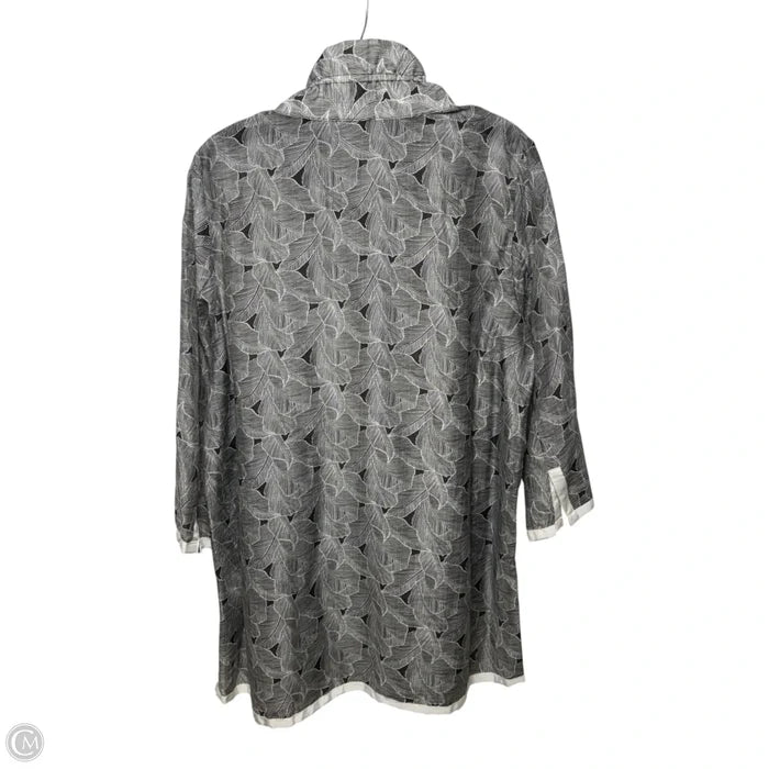 Top Long Sleeve By Terra SJ Apparel In Black and White, Size: Xl