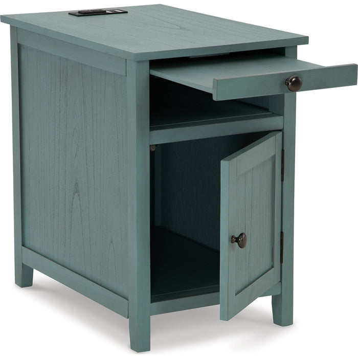 Treytown Chairside End Table
