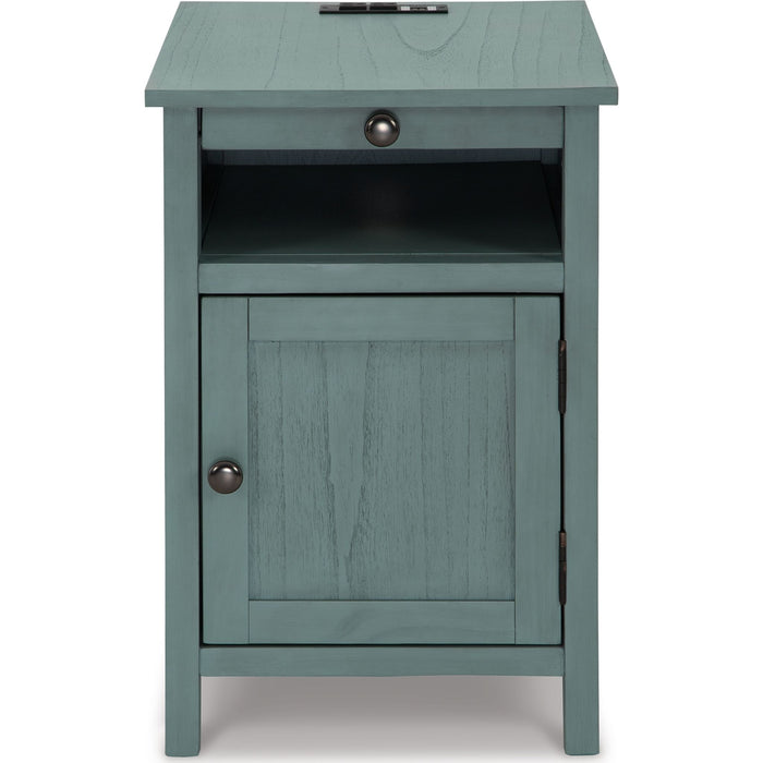 Treytown Chairside End Table