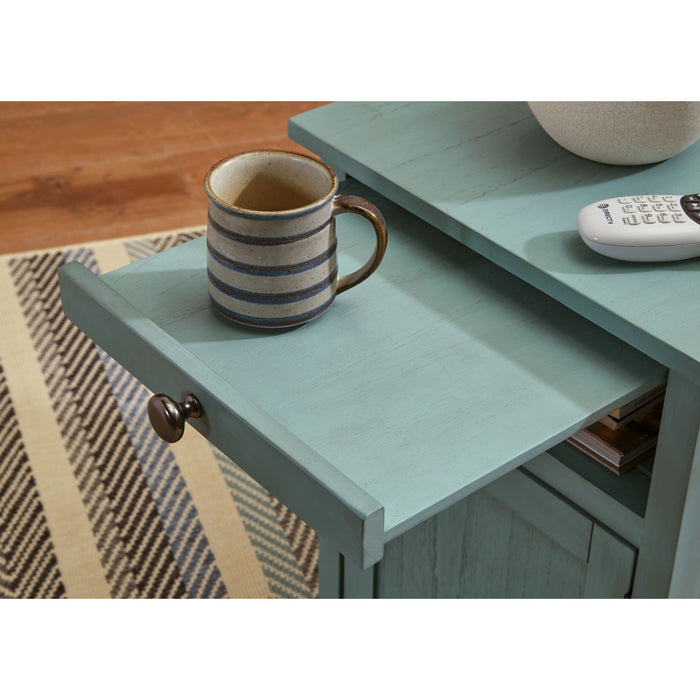Treytown Chairside End Table