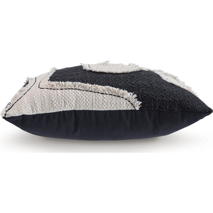 Veerbank Accent Pillow