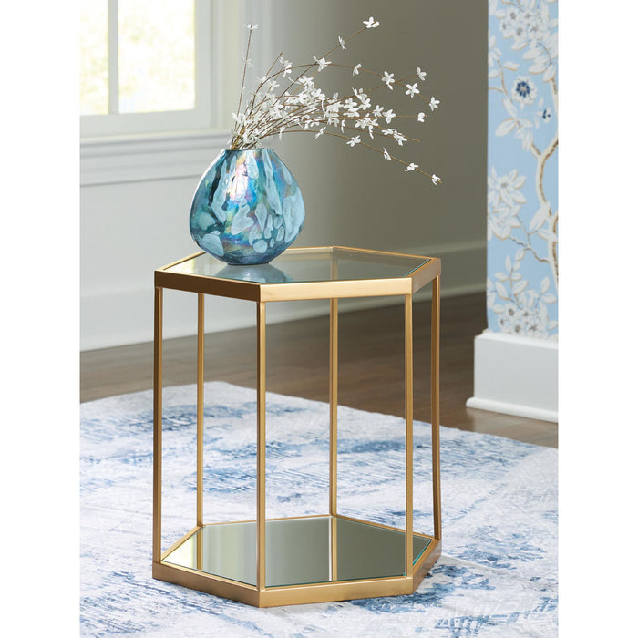 Veerwick Accent Table