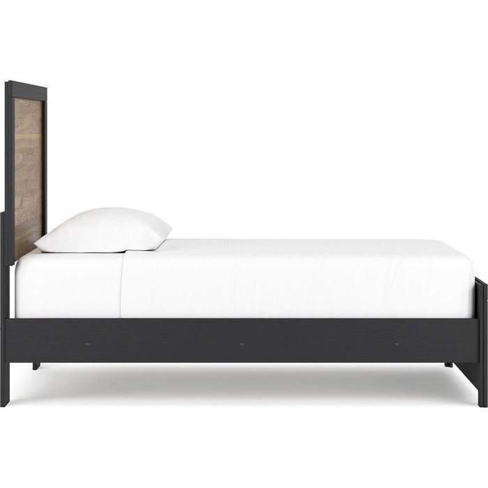 Vertani Panel Bed