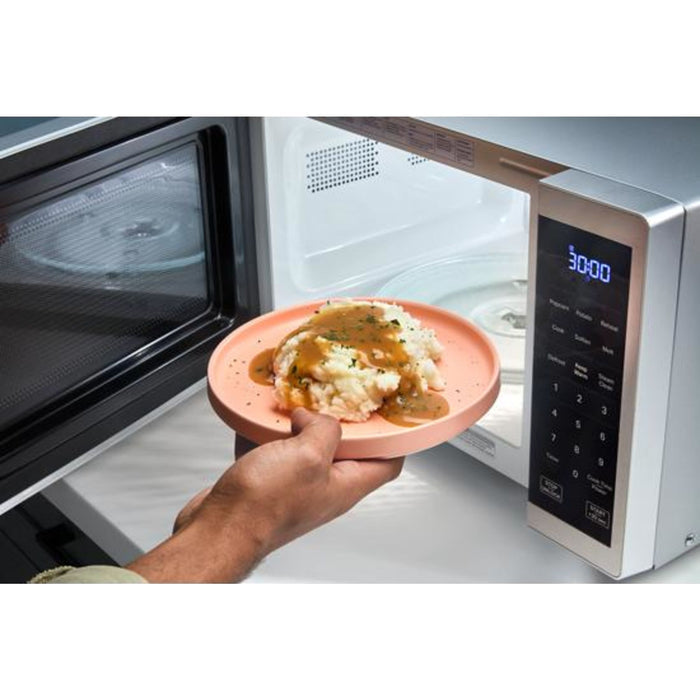 Whirlpool 0.9 cu. ft. Stainless Steel Countertop Microwave With Steam Clean - 900 watt -Stainless Steel (WMCS3019RS)