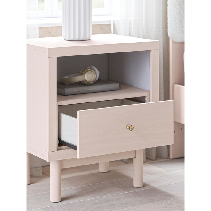 Wistenpine Nightstand