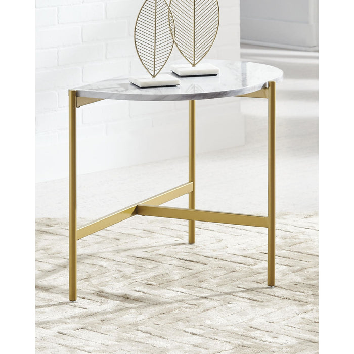 Wynora Chairside End Table