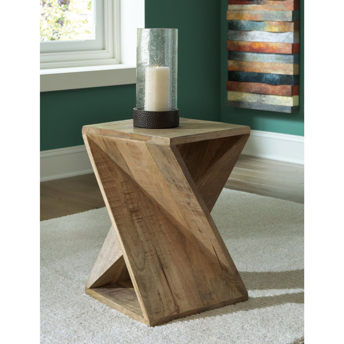 Zalemont Accent Table