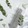 Shower Gel Flat Lay