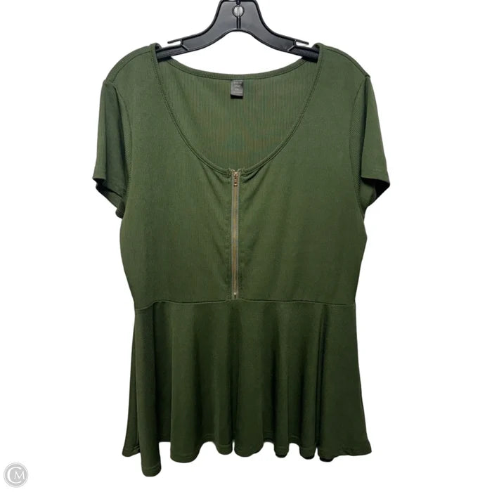Zip Peplum Top Short Sleeve By Shein In Green, Size: 2x